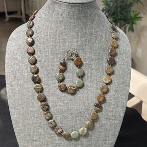 Beautiful African Agate Brown+Green Necklace and Bracelet Set+Swarovski Crystal.